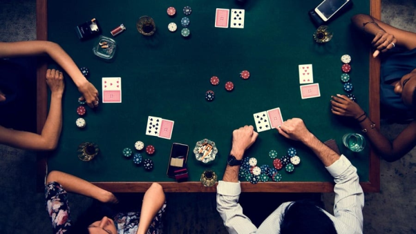 Bật mí kinh nghiệm chơi Poker dễ thắng cho người mới